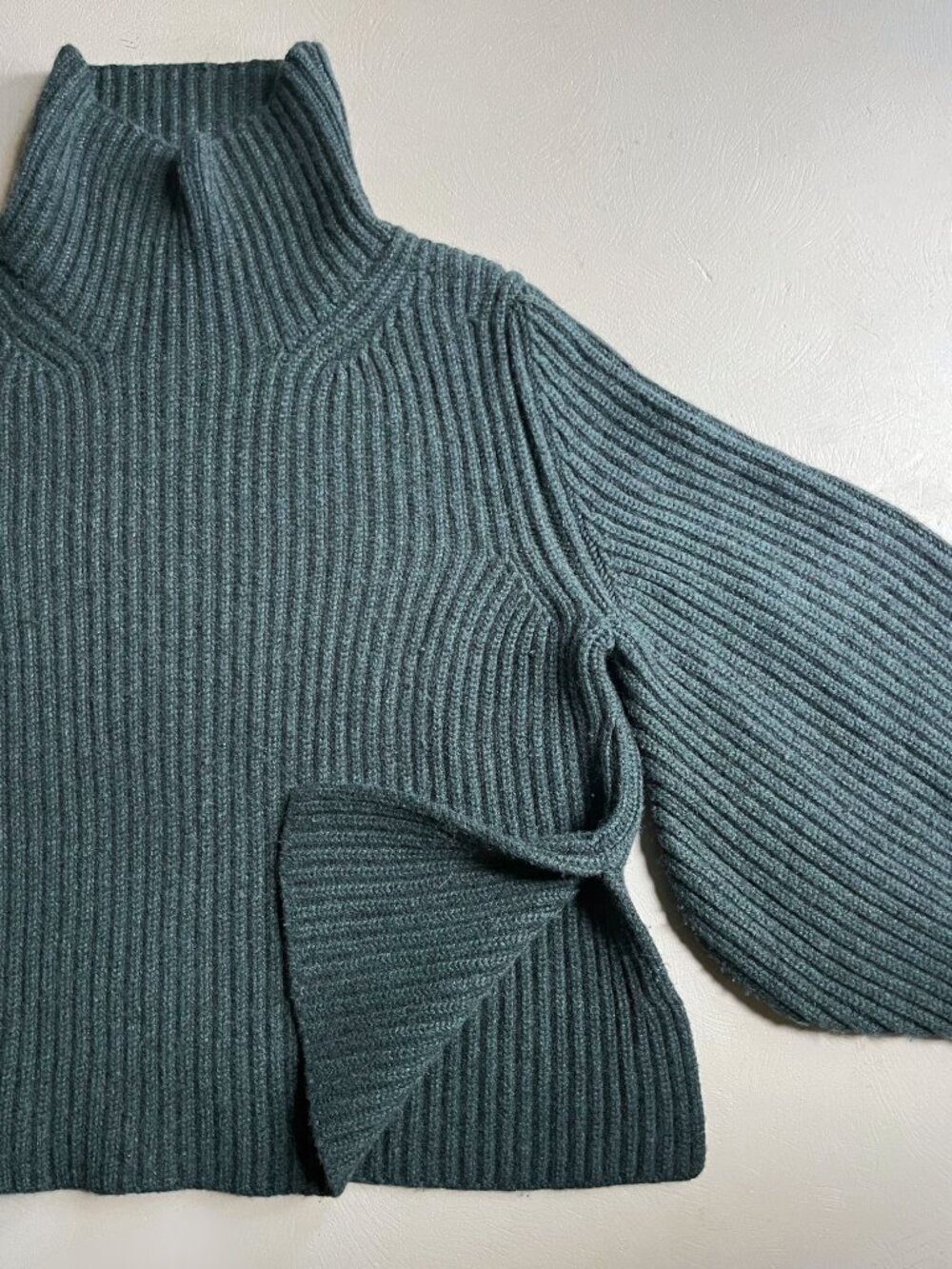 KHAITE Molly Cashmere Sweater Forest Green Size M - Picture 2 of 8